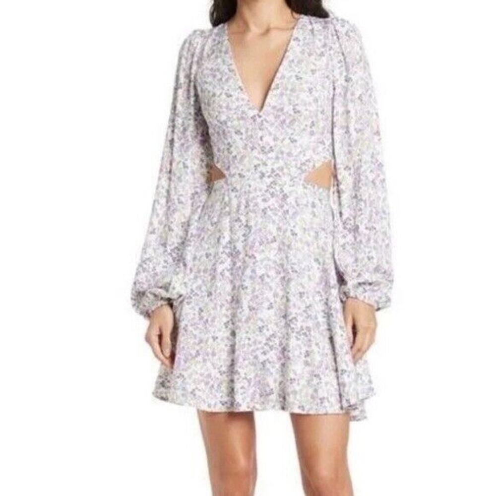 AFRM Revolve Sean Purple White Floral Casual Sun Dress Size LARGE Side Cut Outs